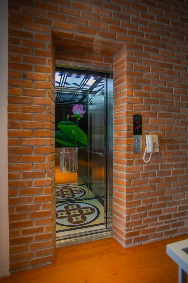 Apartmán Crin House Tay Ho Hanoj Exteriér fotografie
